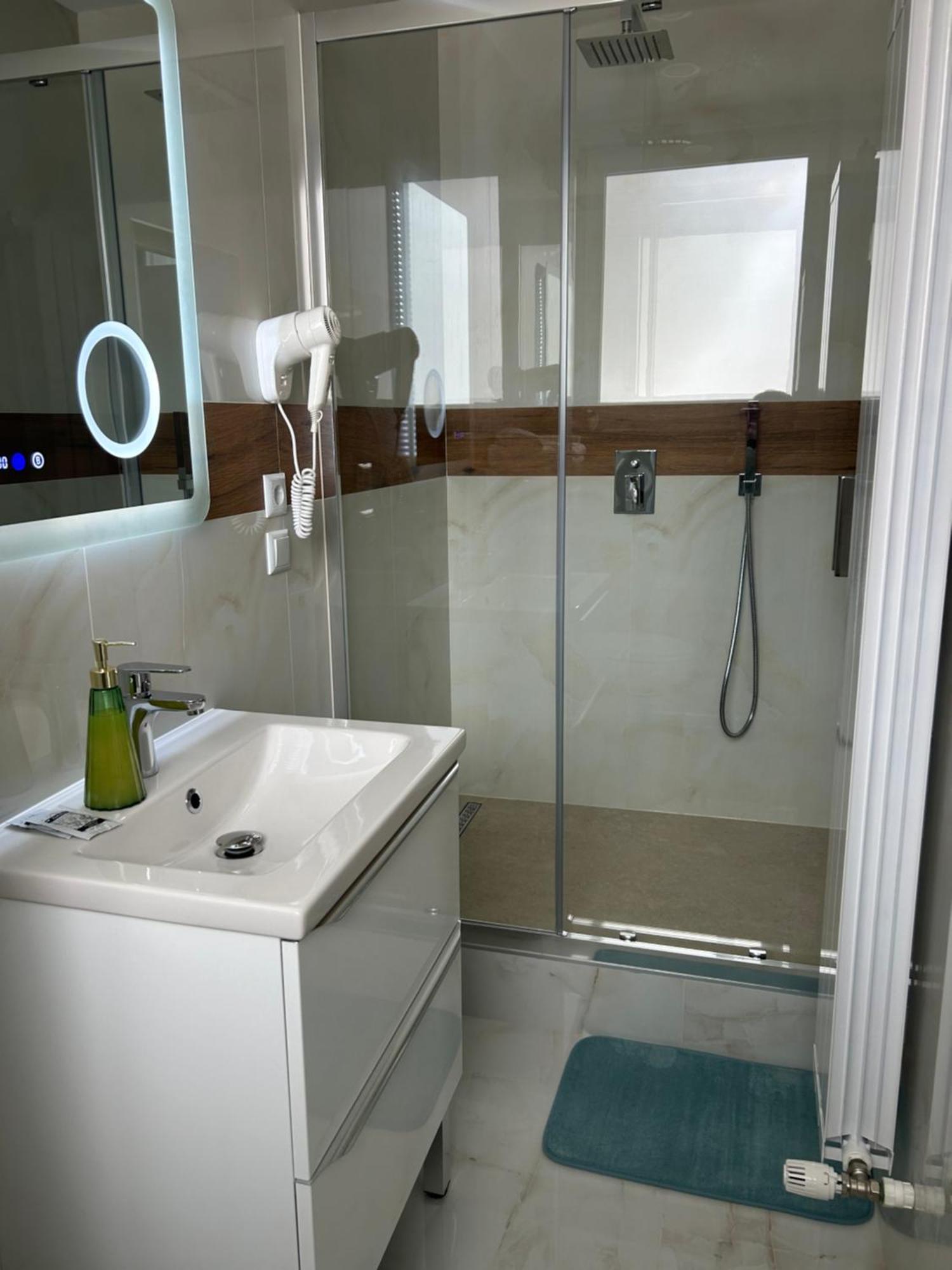 Casa Avram Hotel Suceviţa Kültér fotó
