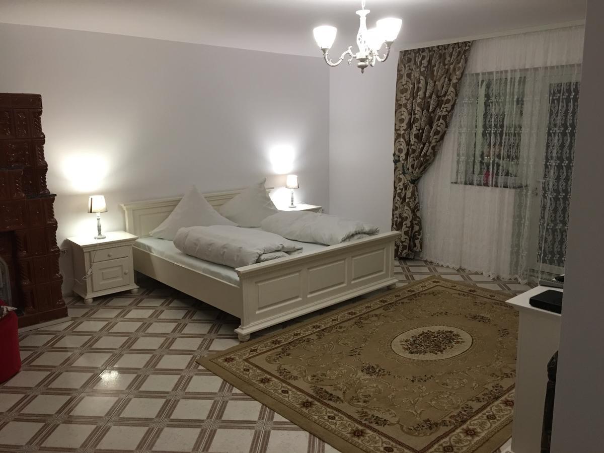 Casa Avram Hotel Suceviţa Kültér fotó